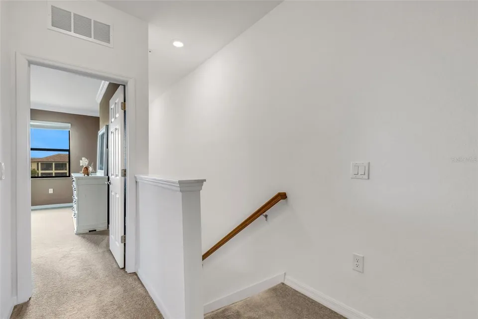 20450 LAGENTE CIR, photo 24