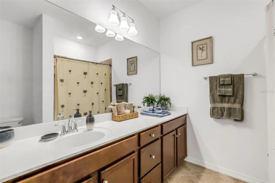 20450 LAGENTE CIR, photo 29