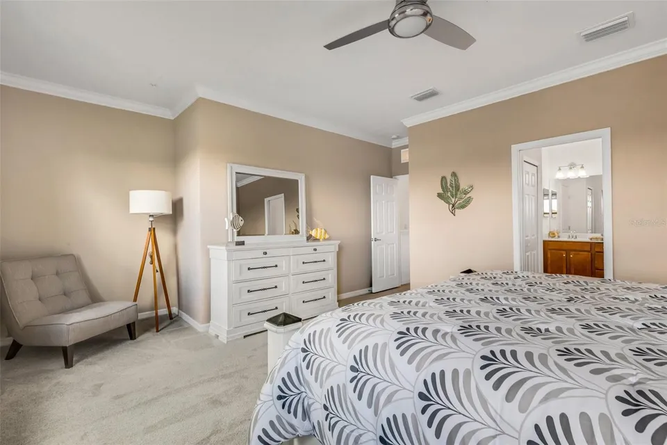 20450 LAGENTE CIR, photo 35
