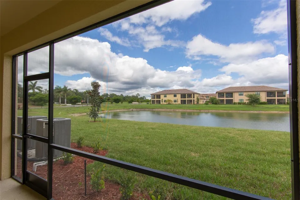 20450 LAGENTE CIR, photo 41
