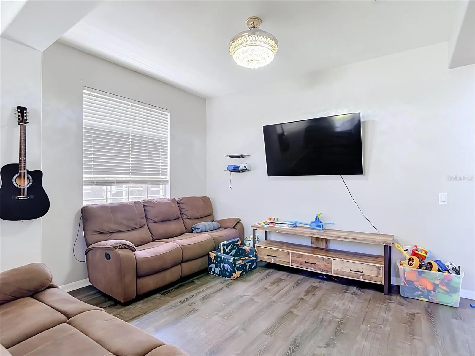 4129 TARKINGTON DR, photo 8