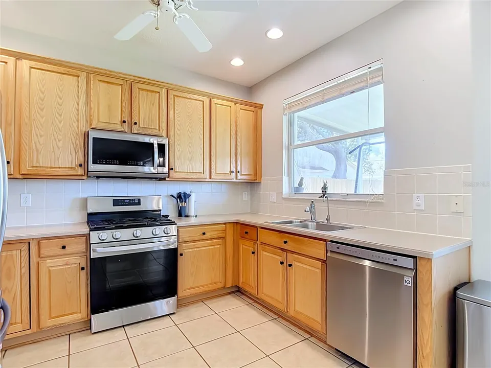 4129 TARKINGTON DR, photo 15
