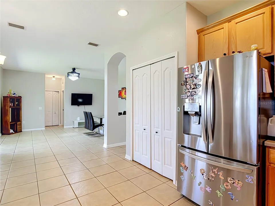 4129 TARKINGTON DR, photo 16