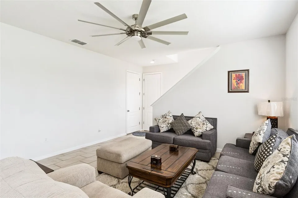 2430 BITTLE WAY, photo 10