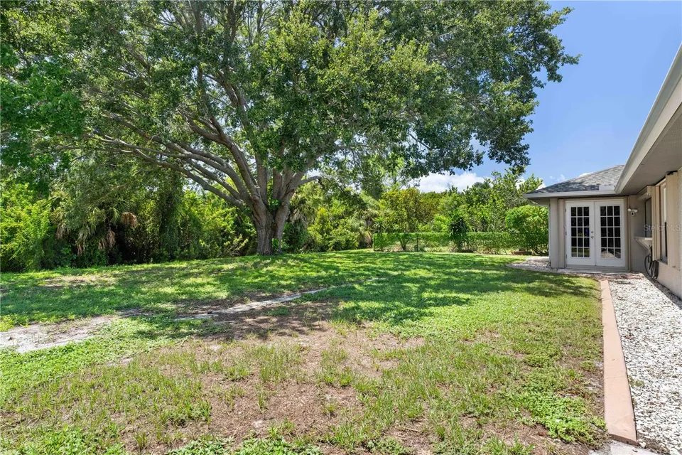 313 GOLD TREE, photo 43