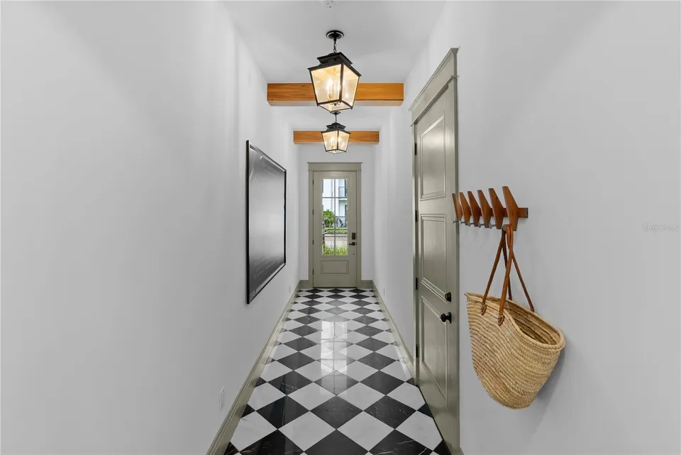 417 W ROSS AVE #2, photo 4