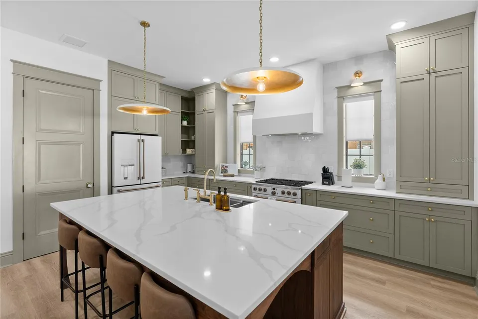 417 W ROSS AVE #2, photo 12