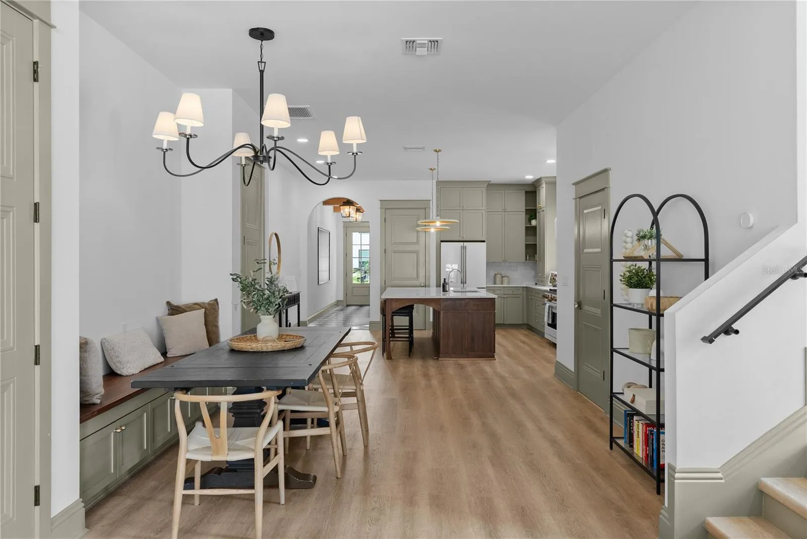 417 W ROSS AVE #2, photo 15