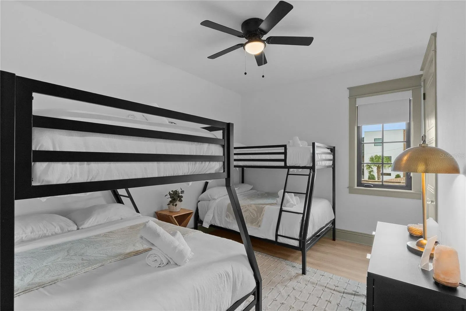 417 W ROSS AVE #2, photo 27