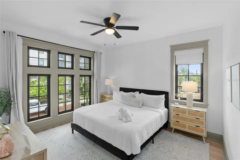 417 W ROSS AVE #2, photo 29