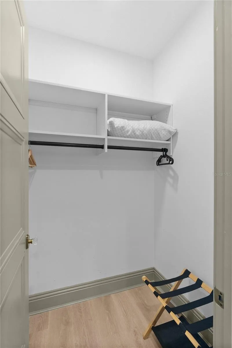 417 W ROSS AVE #2, photo 35