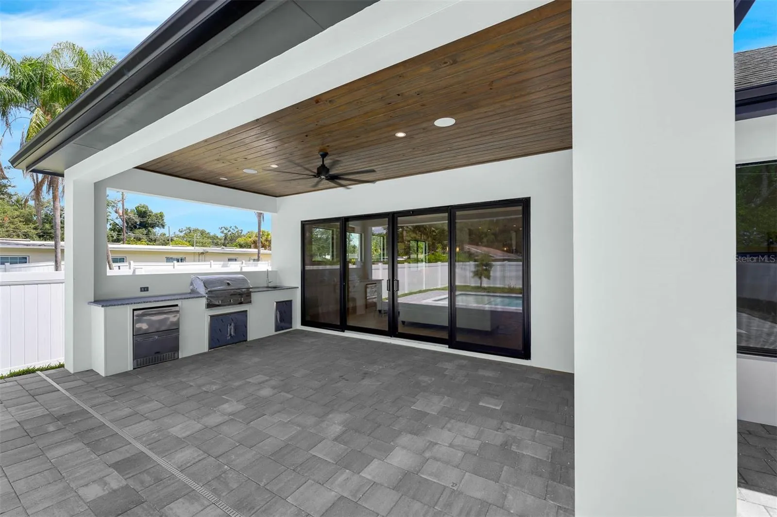 1526 MILLER AVE, photo 21