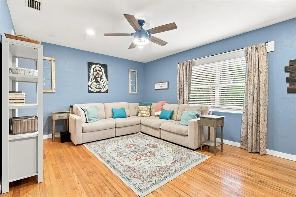 1119 W EUCLID AVE, photo 5