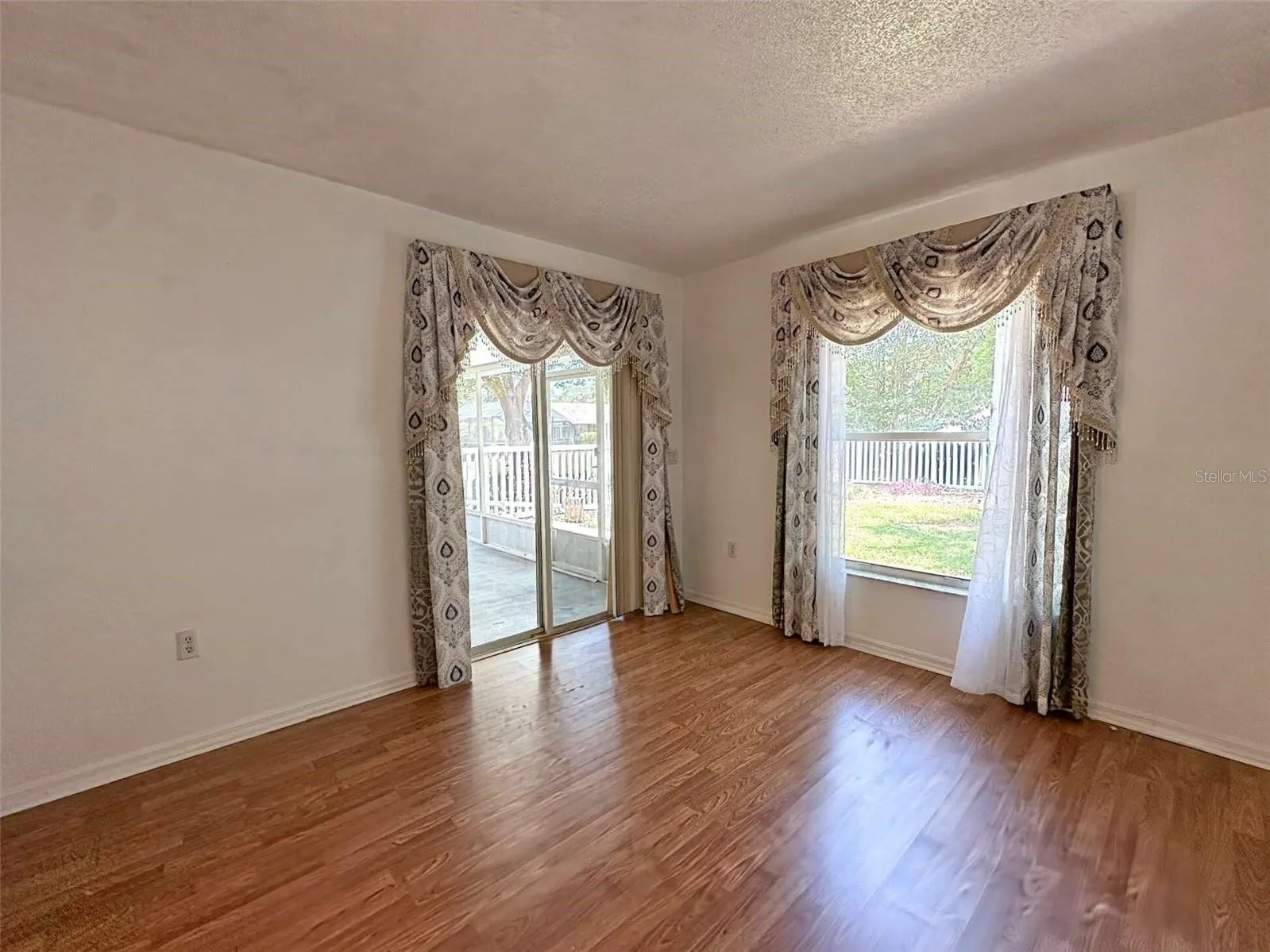 8421 PEORIA ST, photo 20