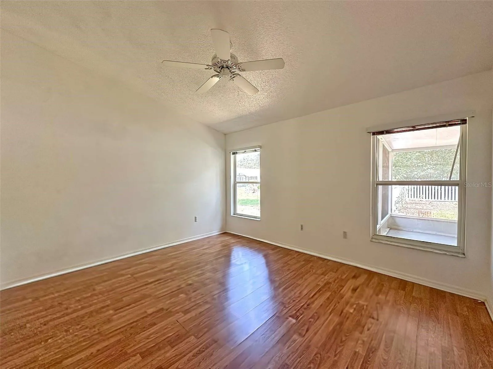 8421 PEORIA ST, photo 22