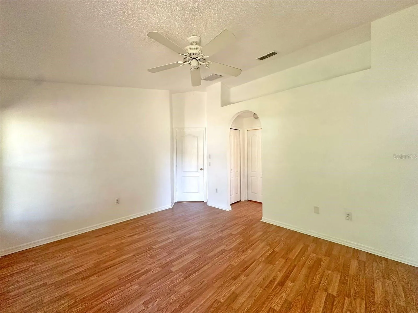 8421 PEORIA ST, photo 24