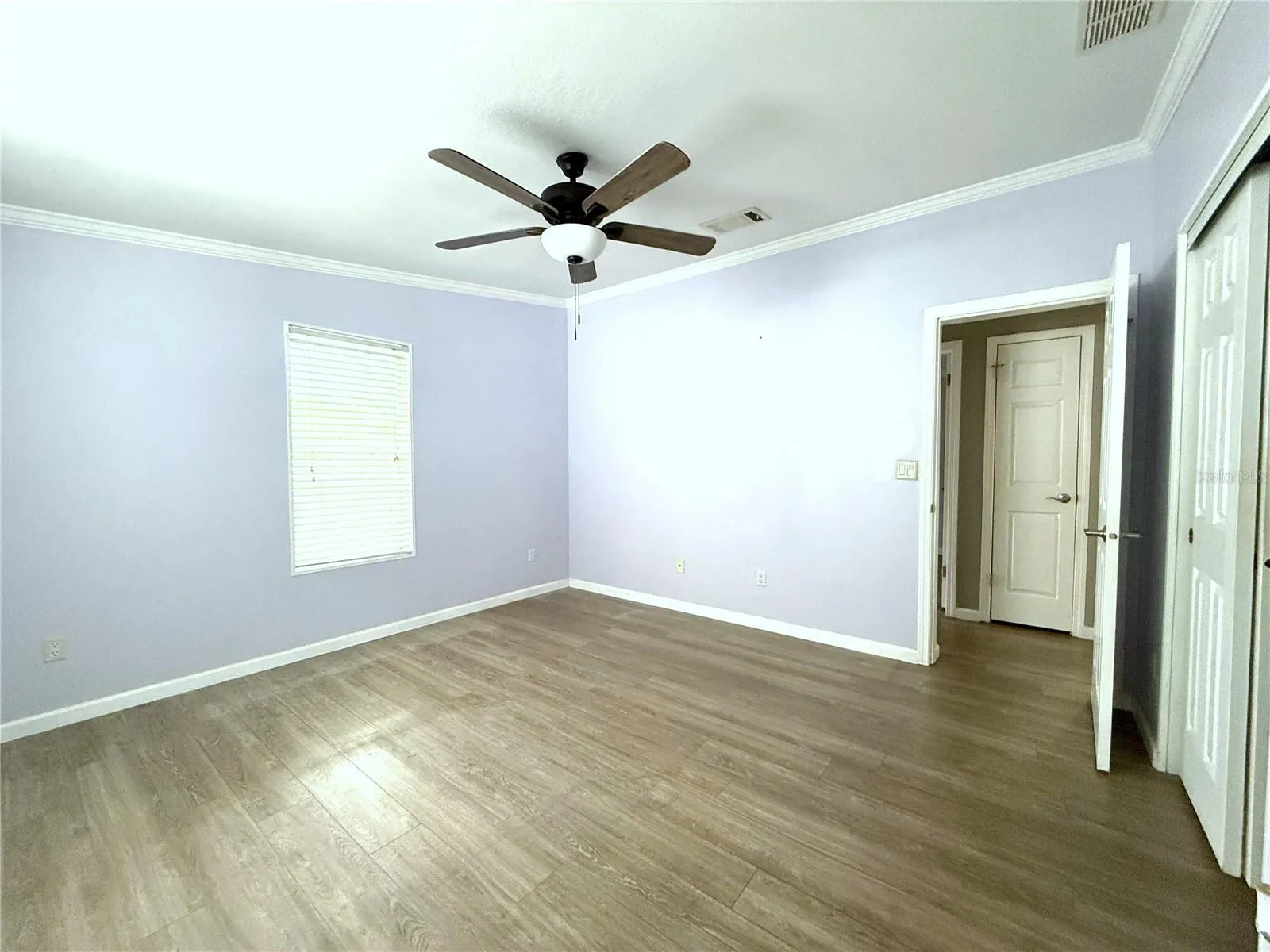 115 E SAINT ANNES CIR, photo 13