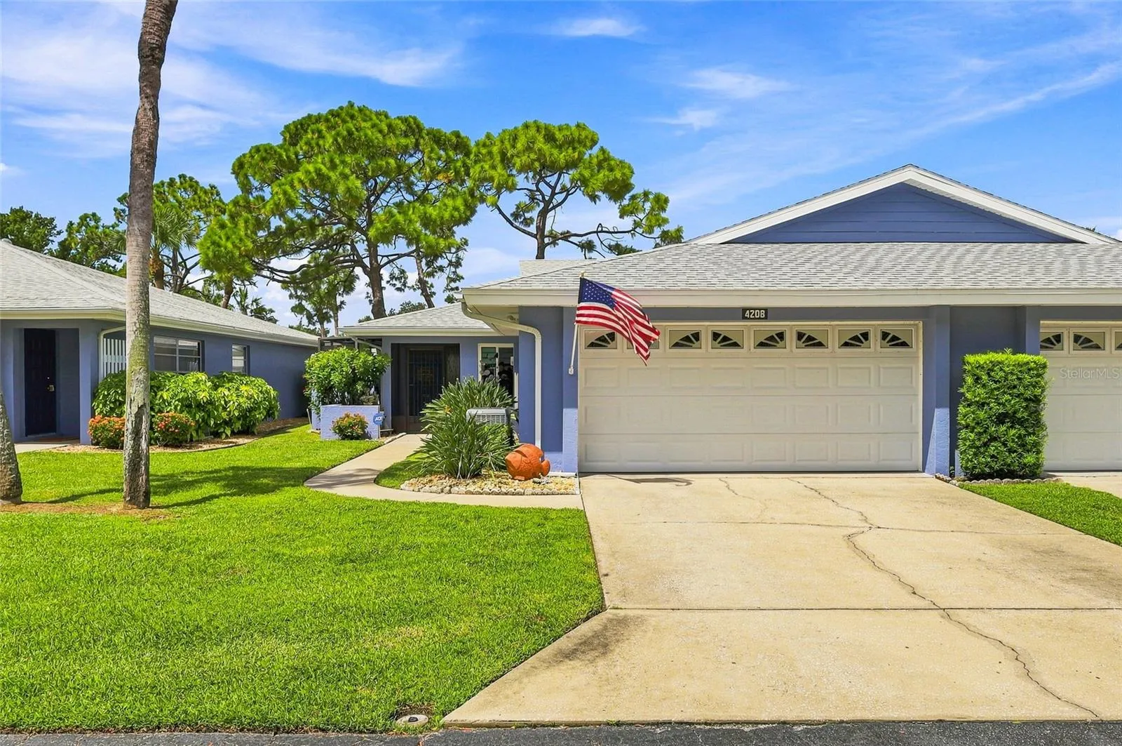 4208 CENTER POINTE LN #27, photo 2