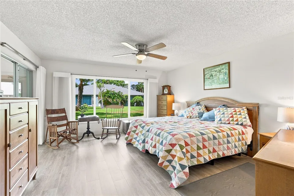 4208 CENTER POINTE LN #27, photo 16