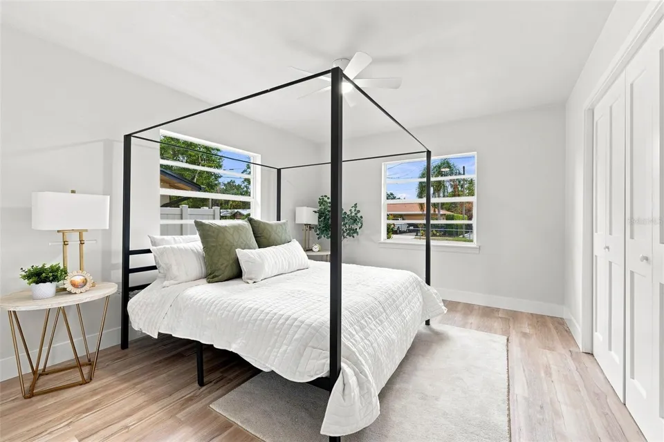 1825 E HANNA AVE, photo 14