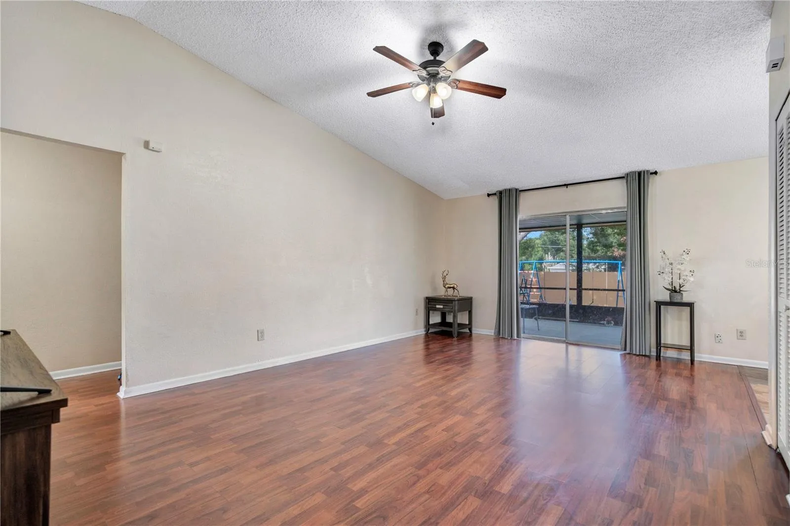 129 REEL CT, photo 6