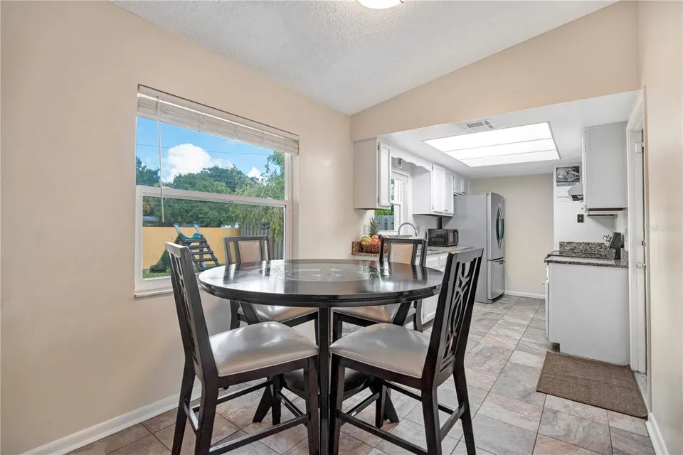 129 REEL CT, photo 9