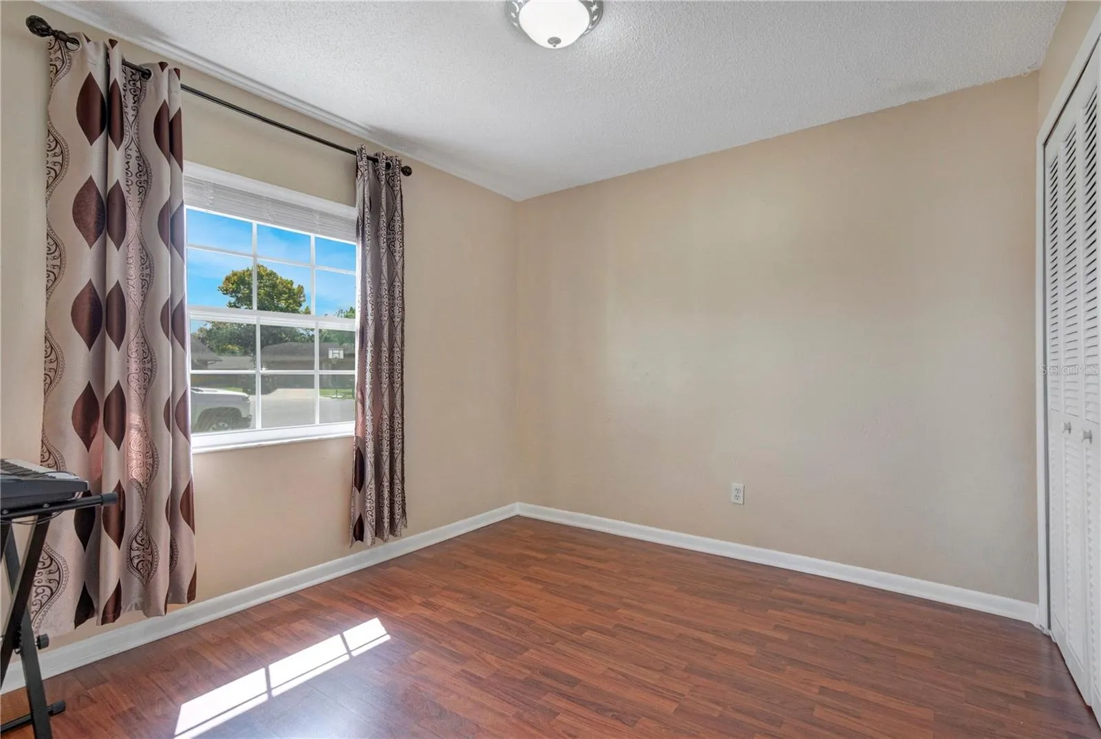 129 REEL CT, photo 15