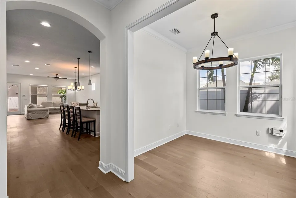 207 S MOODY AVE #A, photo 4