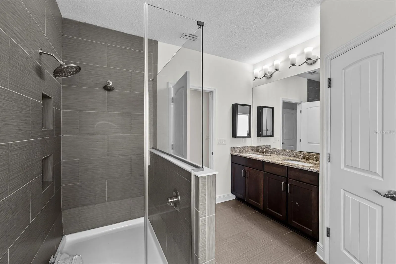207 S MOODY AVE #A, photo 31