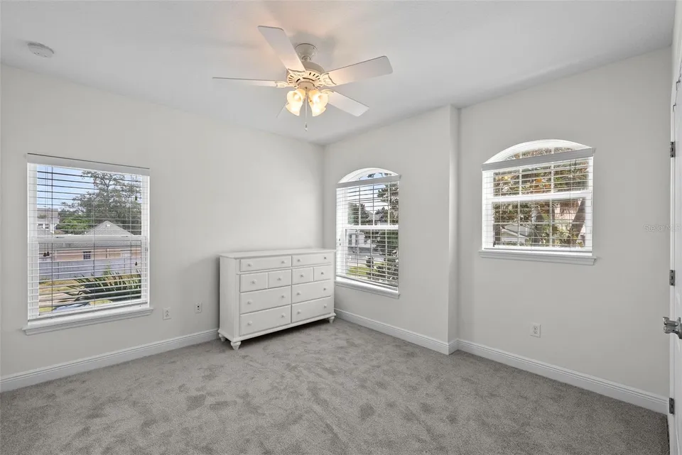 207 S MOODY AVE #A, photo 35