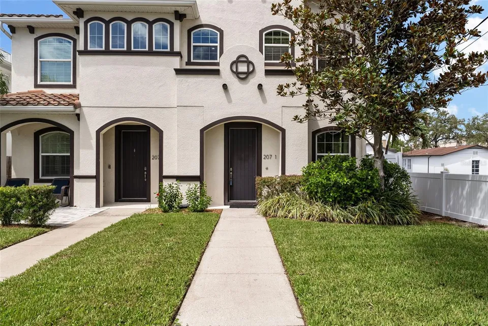 207 S MOODY AVE #A, photo 52