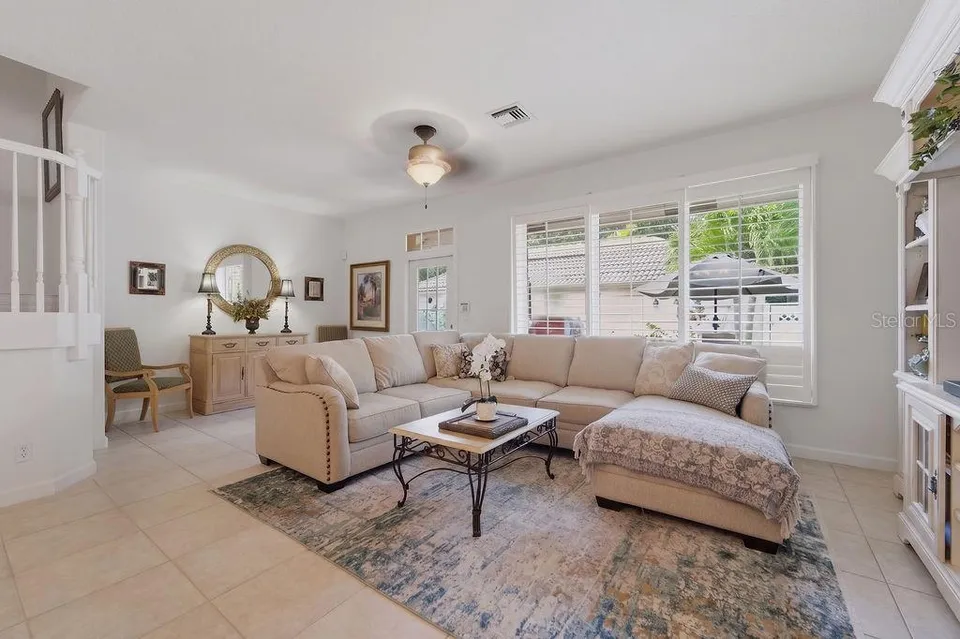 8074 MURANO CIR, photo 4