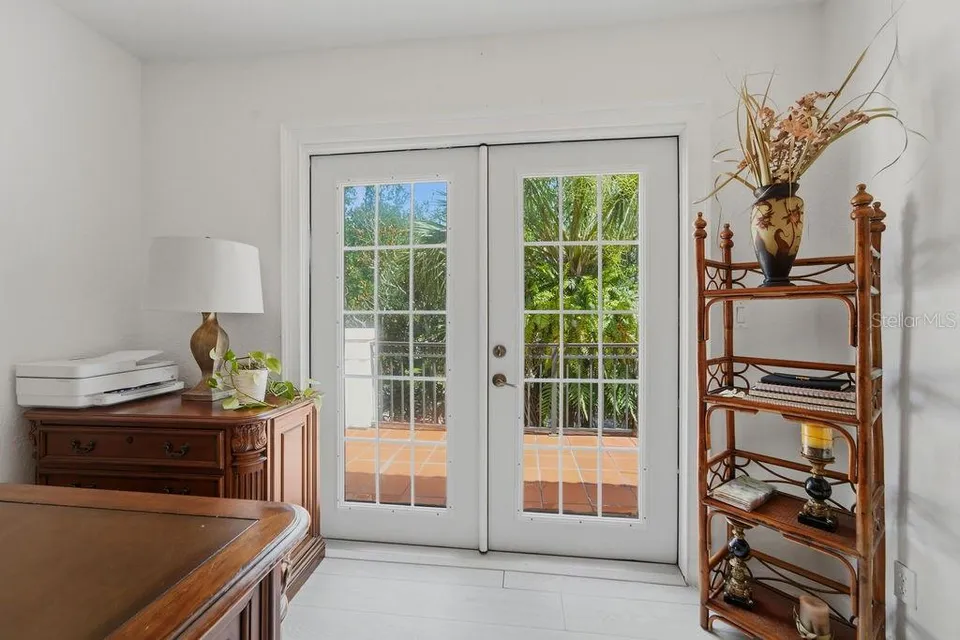 8074 MURANO CIR, photo 17