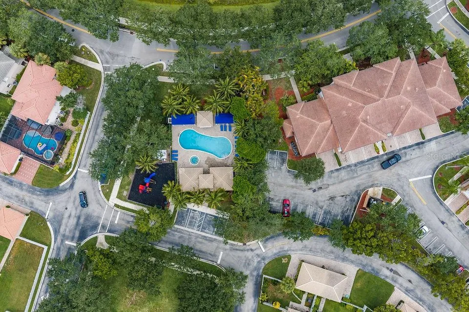 8074 MURANO CIR, photo 32