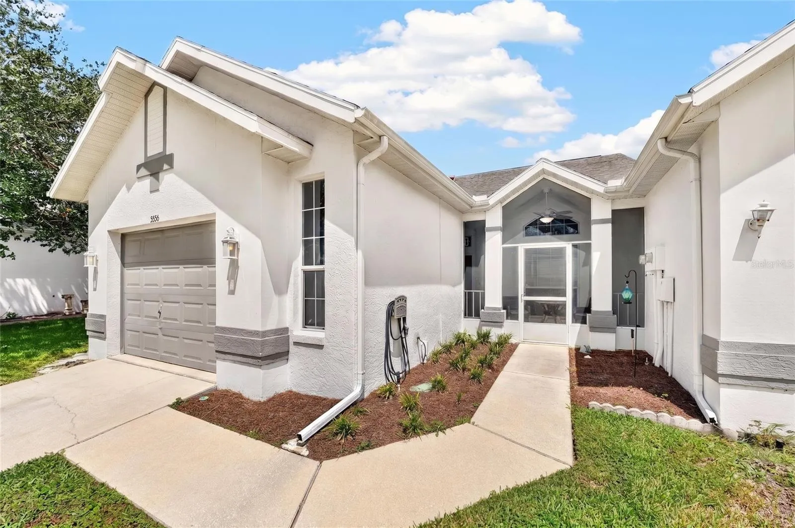 3556 S BELGRAVE DR, photo 2