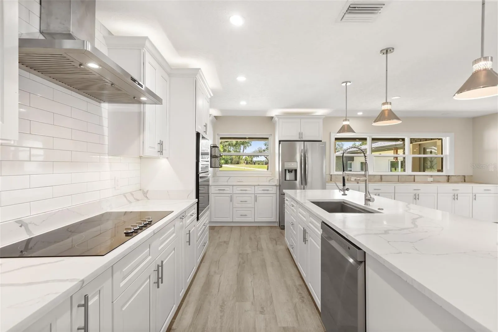 1602 COUNTRY CLUB RD, photo 8