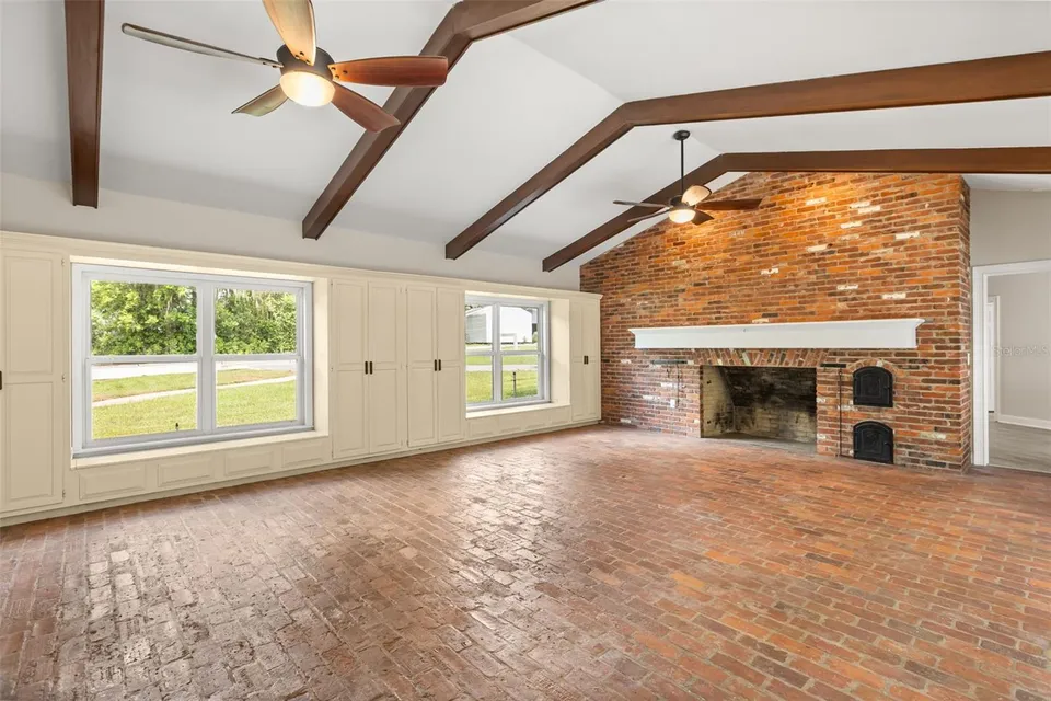 1602 COUNTRY CLUB RD, photo 25