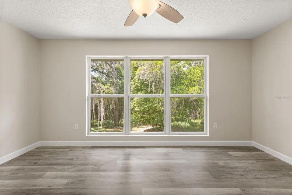 1602 COUNTRY CLUB RD, photo 30
