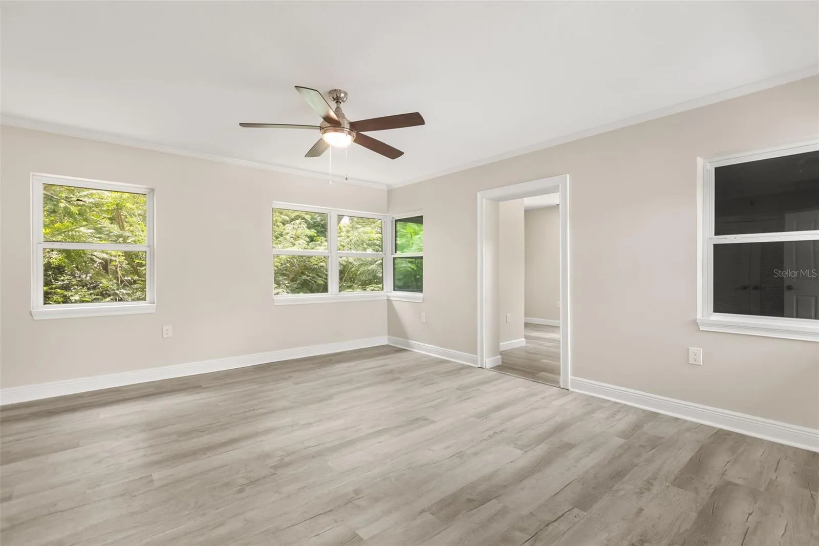 1602 COUNTRY CLUB RD, photo 31