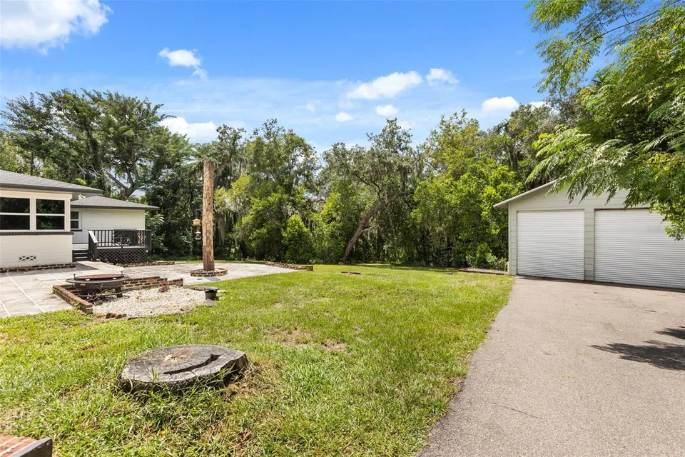 1602 COUNTRY CLUB RD, photo 41
