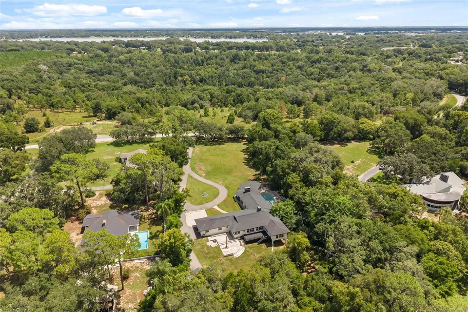 1602 COUNTRY CLUB RD, photo 49