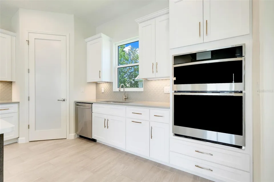 132 NEW LEATHERWOOD DR, photo 27