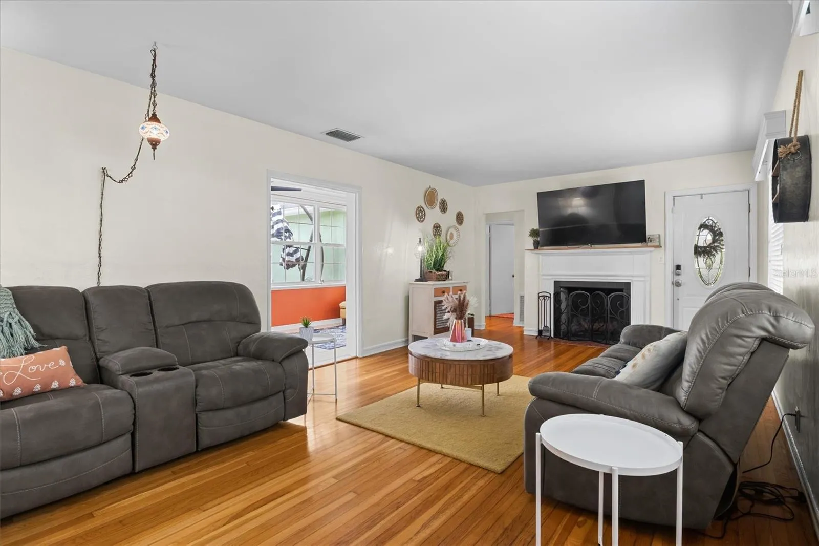 2603 CLEVELAND HEIGHTS BLVD, photo 8