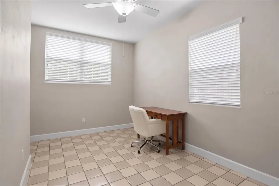 2603 CLEVELAND HEIGHTS BLVD, photo 12
