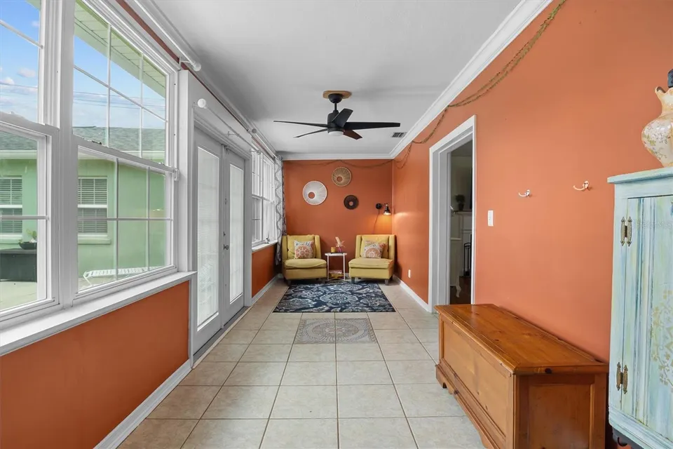 2603 CLEVELAND HEIGHTS BLVD, photo 14