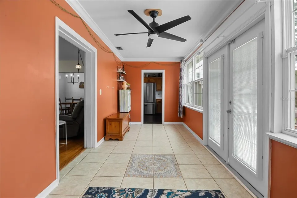 2603 CLEVELAND HEIGHTS BLVD, photo 15