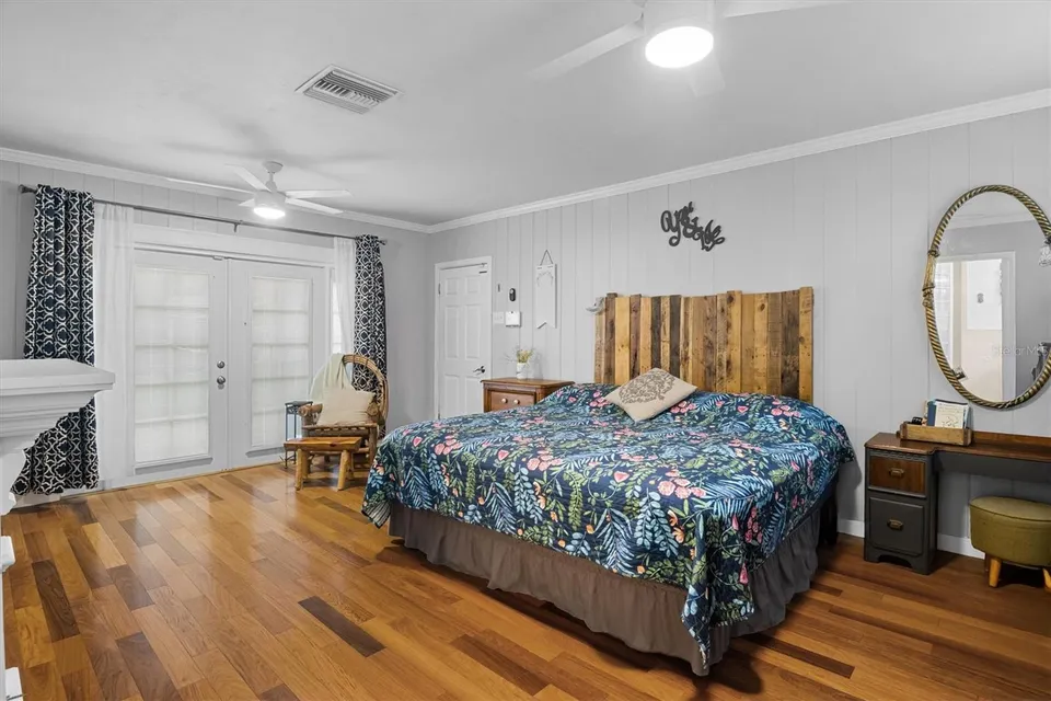 2603 CLEVELAND HEIGHTS BLVD, photo 17