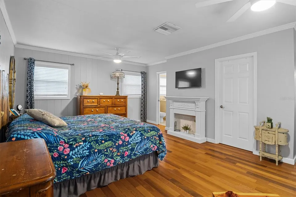 2603 CLEVELAND HEIGHTS BLVD, photo 18