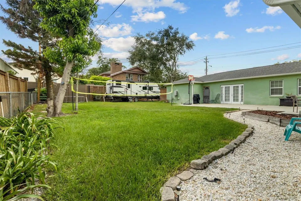 2603 CLEVELAND HEIGHTS BLVD, photo 32
