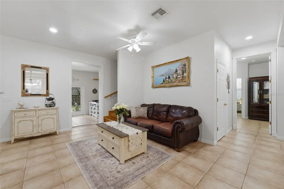 502 PALM DR, photo 7